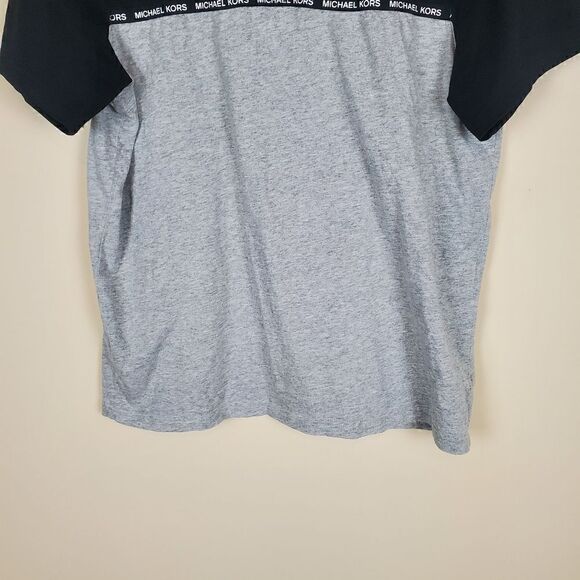 Michael Kors Men's Polo Shirt Medium - Picture 3 of 5